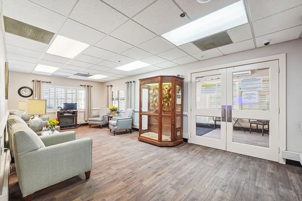 Bright and inviting common area in a senior living facility
