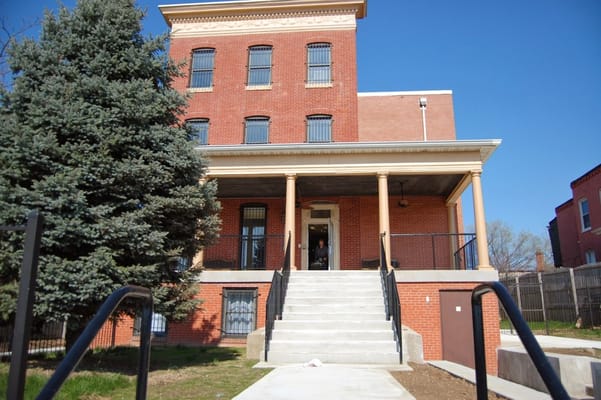 Exterior view of Esther's Place at the Park Assisted Living