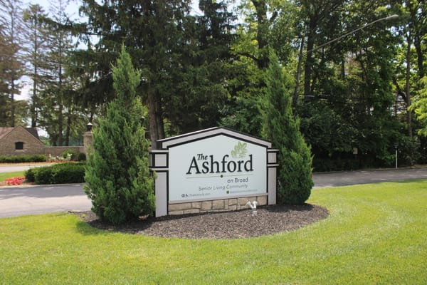 Sign for The Ashford on Broad senior living community