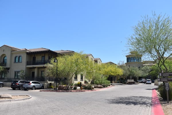 View of Clearwater Pinnacle Peak's exterior and landscaping