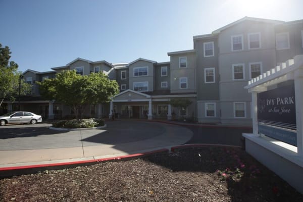Entrance to Ivy Park at San Jose with landscaped gardens