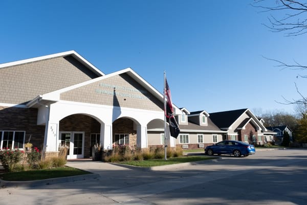 Exterior view of the Edencrest at Riverwoods facility