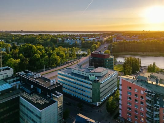 Aerial view of Mainiokoti Lehtisaari and surrounding area