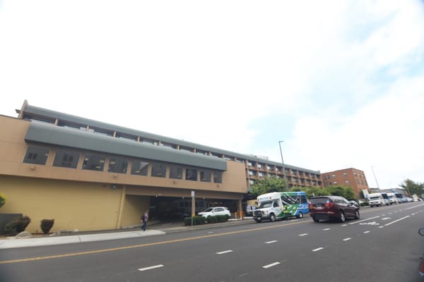 Street view of Cascade Park Vista senior living facility