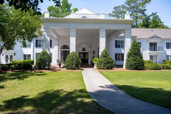 Cumberland Village – A Golden Bell Senior Living Community