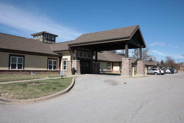 Entrance of The Willows at Springhurst with a covered drive