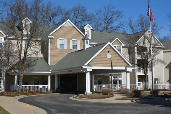 Exterior view of Baldwin House Senior Living