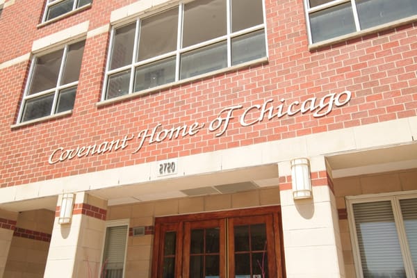 Exterior view of Covenant Home of Chicago entrance