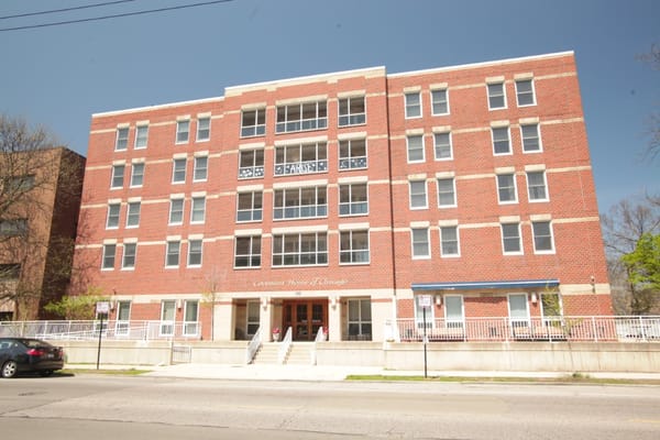 Exterior view of Covenant Home of Chicago building