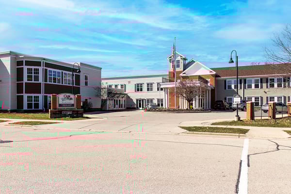 Exterior view of Oak Park Place Madison East building