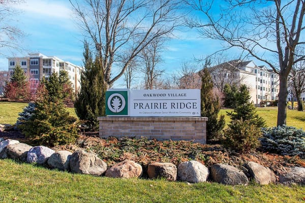 Entrance sign for Oakwood Village Prairie Ridge facility