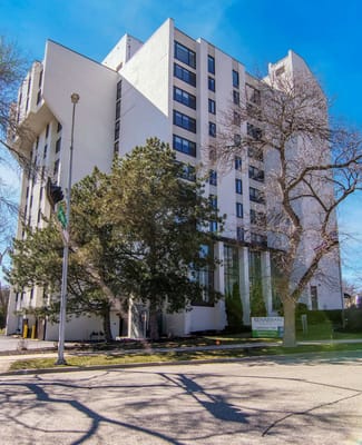 Exterior view of Renaissance Senior Living building