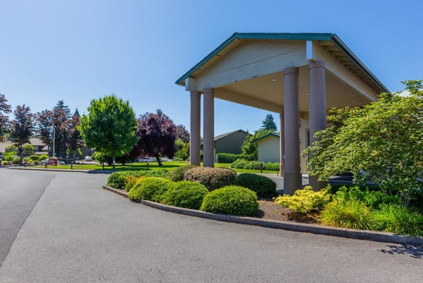 Exterior view of the Green Valley Rehabilitation Health Center entrance