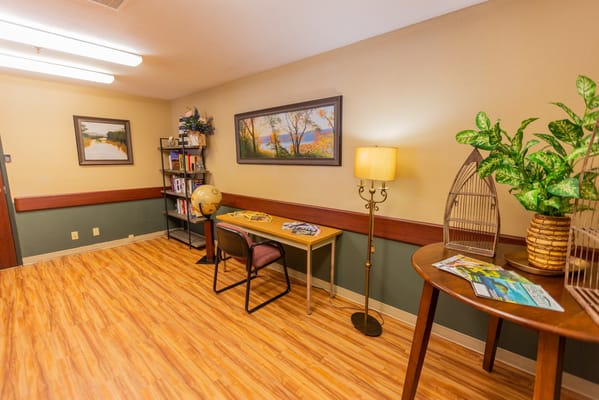 Common area with seating and decor