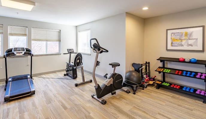 Fitness equipment in the exercise room