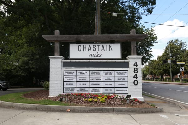 Exterior sign of Chastain Oaks facility
