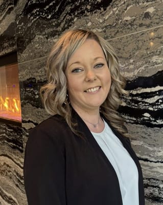 Azura Memory Care of Oak Creek