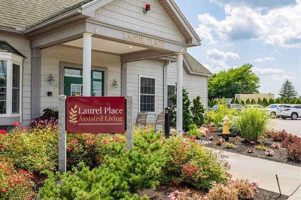 Exterior view of Laurel Place Assisted Living entrance