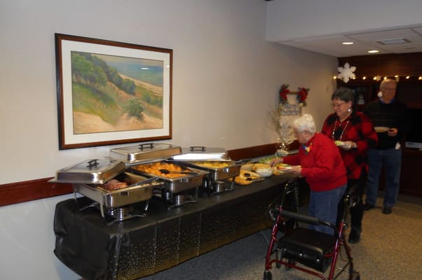Residents enjoying a meal in a common area