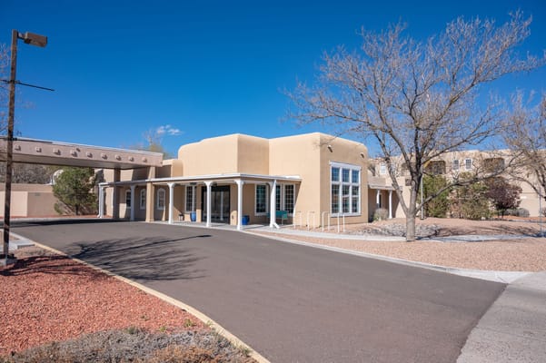 Exterior view of the Kingston Residence of Santa Fe facility