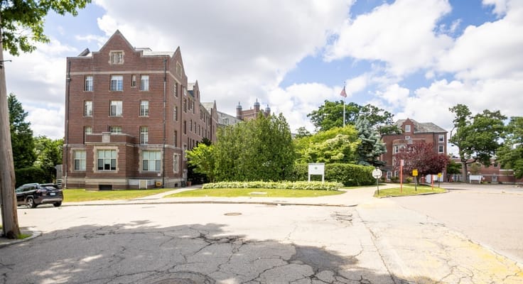 Exterior view of Elmhurst Rehabilitation & Healthcare Center