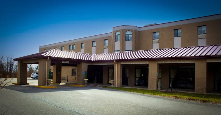 Front entrance of The Residence at Arrowood in West Mifflin