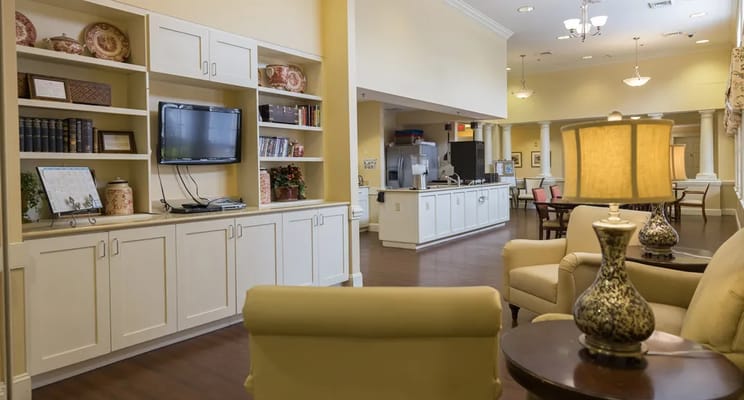Lounge area with seating and television at Linville Court