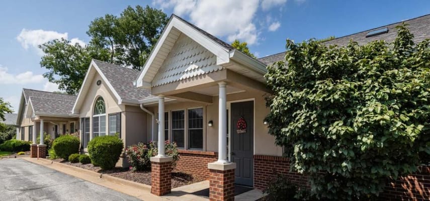 Exterior view of the Country Manor Memory Care building