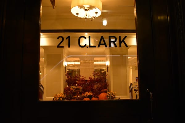 Entrance view of The Watermark at Brooklyn Heights