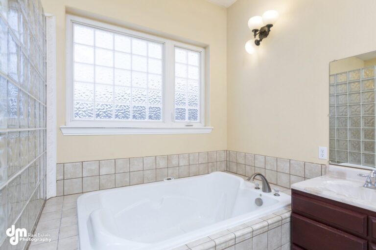 Arctic Rose Assisted Living Facility LLC