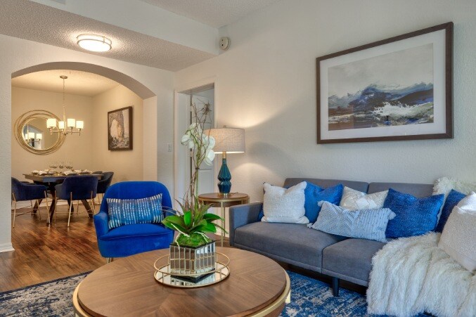 Aston Gardens at Parkland Commons