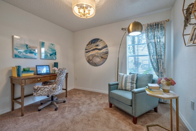 Aston Gardens at Parkland Commons