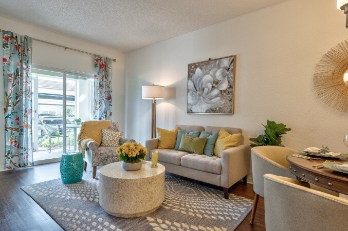 Aston Gardens at Parkland Commons