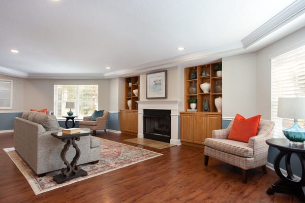 Bright and inviting common area with seating