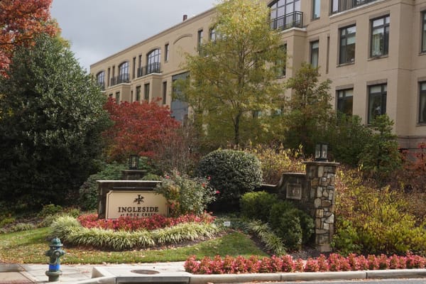Exterior view of Ingleside at Rock Creek with landscaping