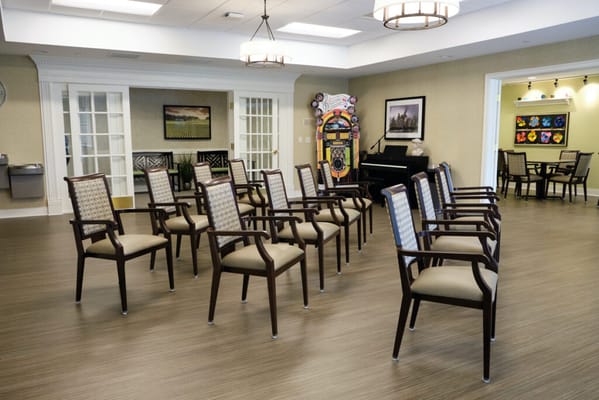 Interior view of a common area with chairs