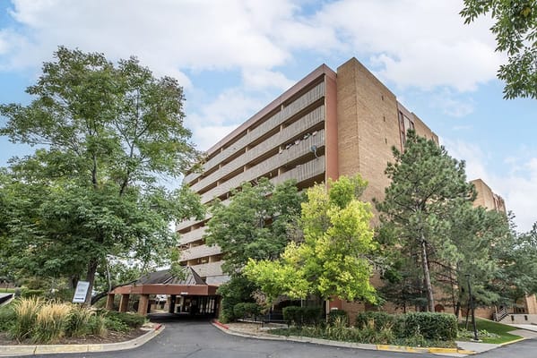 Exterior view of Brookdale Tamarac Square