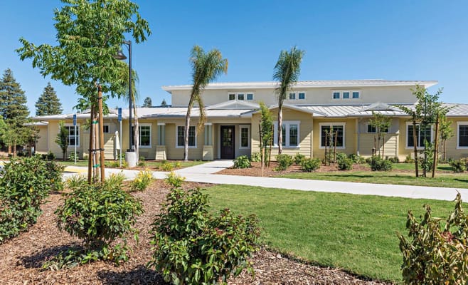 Exterior view of Kingston Bay Senior Living facility