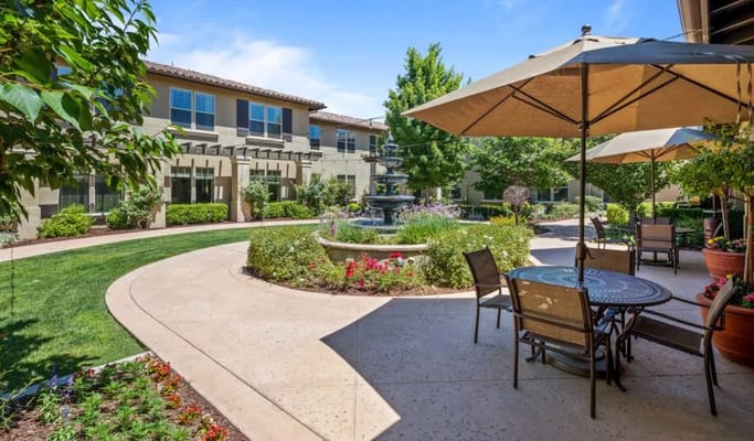 Beautiful landscaped outdoor courtyard with seating