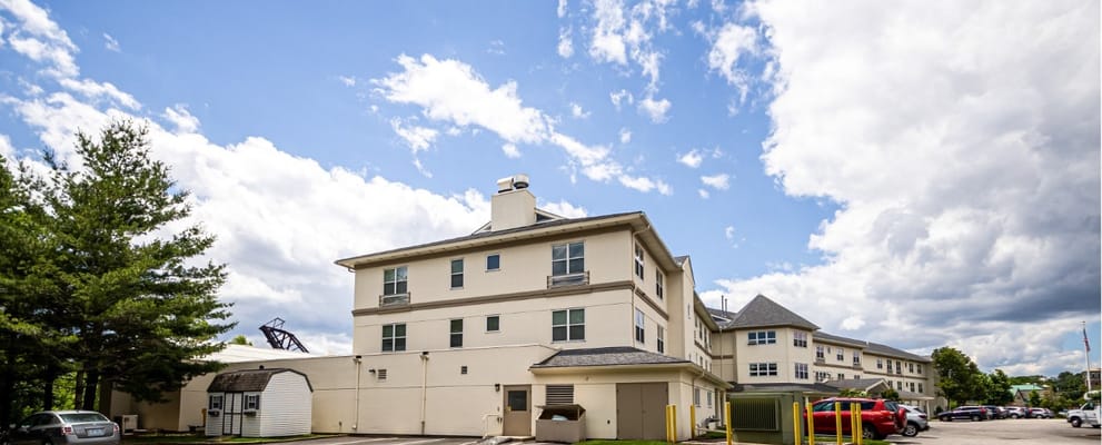 Exterior view of Wingate Residences building