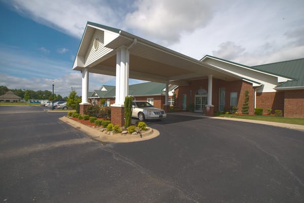 Front entrance view of The Bungalows at Jonesboro