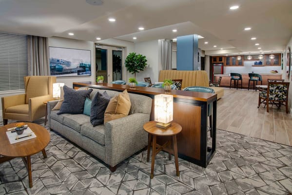 Cozy and modern common area with seating.