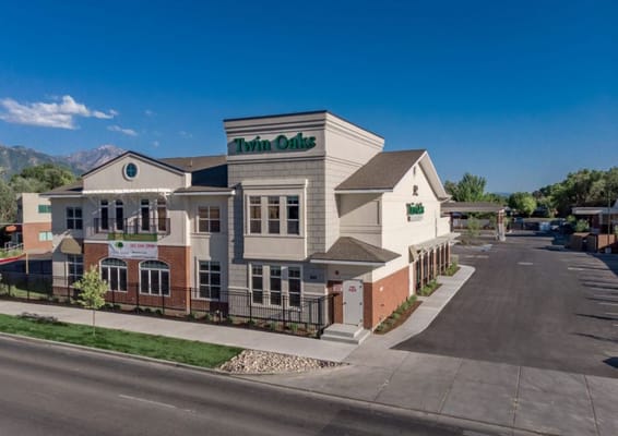 Exterior view of Twin Oaks Assisted Living building