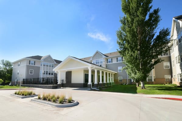 Building exterior of Valley Senior Living on 42nd
