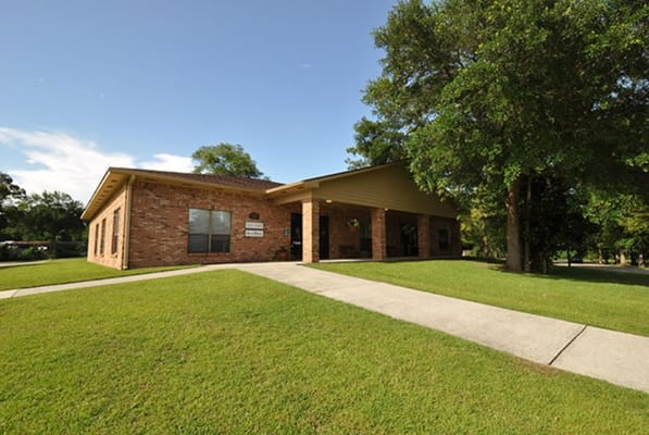 Exterior view of Woodland Village Nursing Center