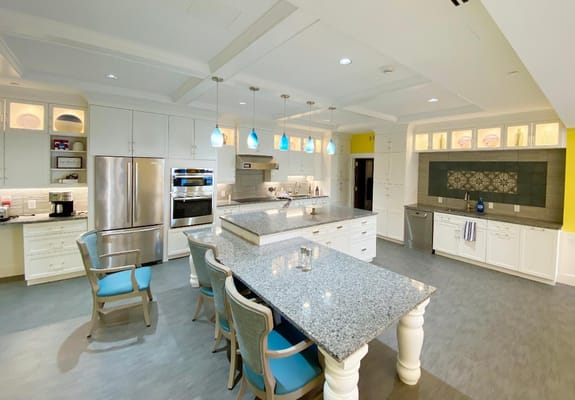 Bright and modern kitchen space with seating
