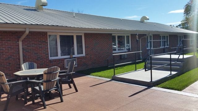 Jefferson City Manor