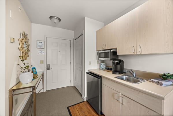 Peregrine Senior Living at Shaker