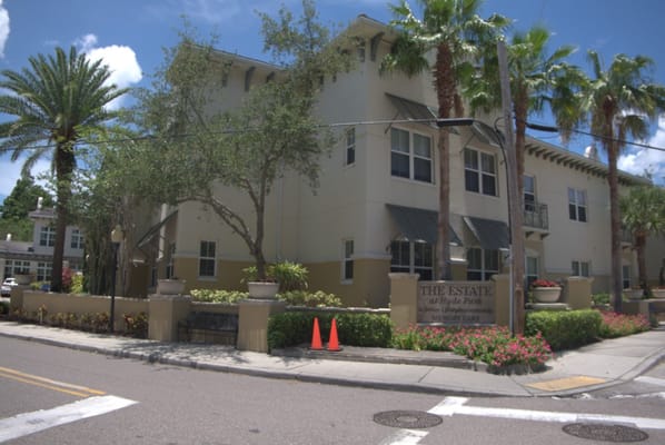 Exterior view of The Estate at Hyde Park facility