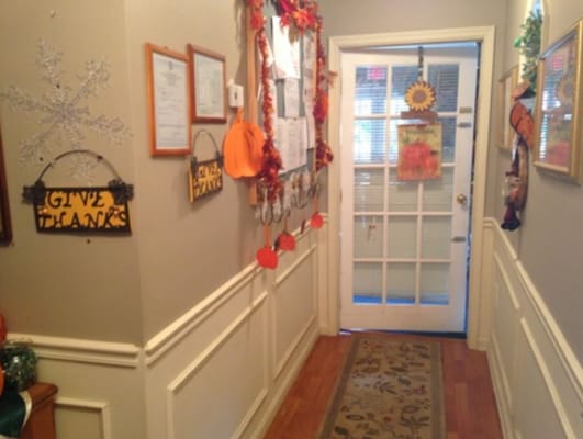 Common area hallway decorated for Thanksgiving